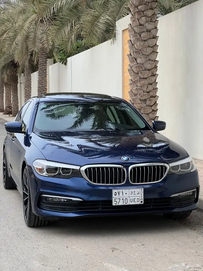 بي ام دبليو 520i موديل 2019 عداد 142 الف كيلو 0