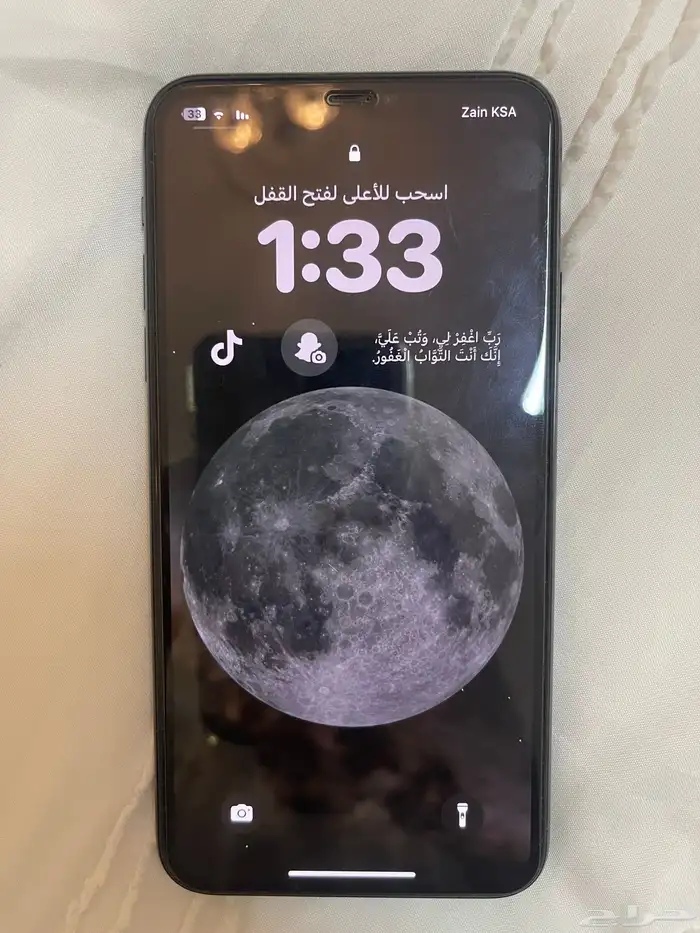 للبيع جوال ايفون 11 برو ماكس 64 قيقا نظيف 2