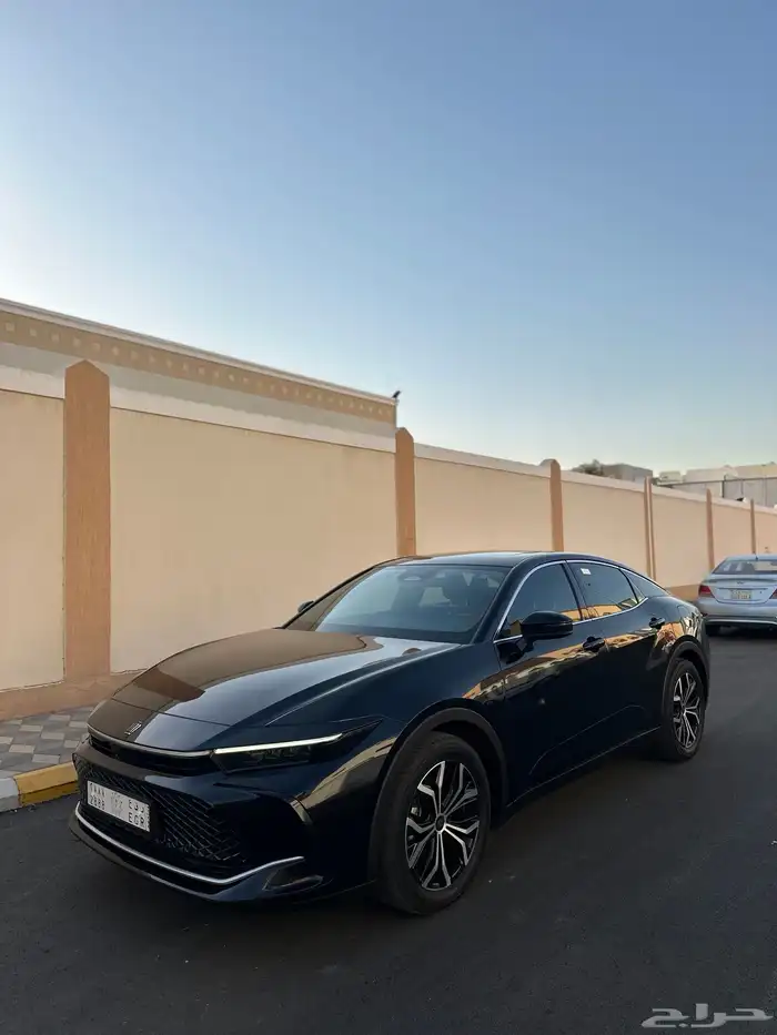 كراون بريميوم 2023 1
