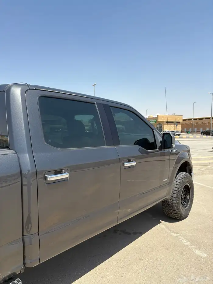 FORD F150 XLT فل كامل معدل 9