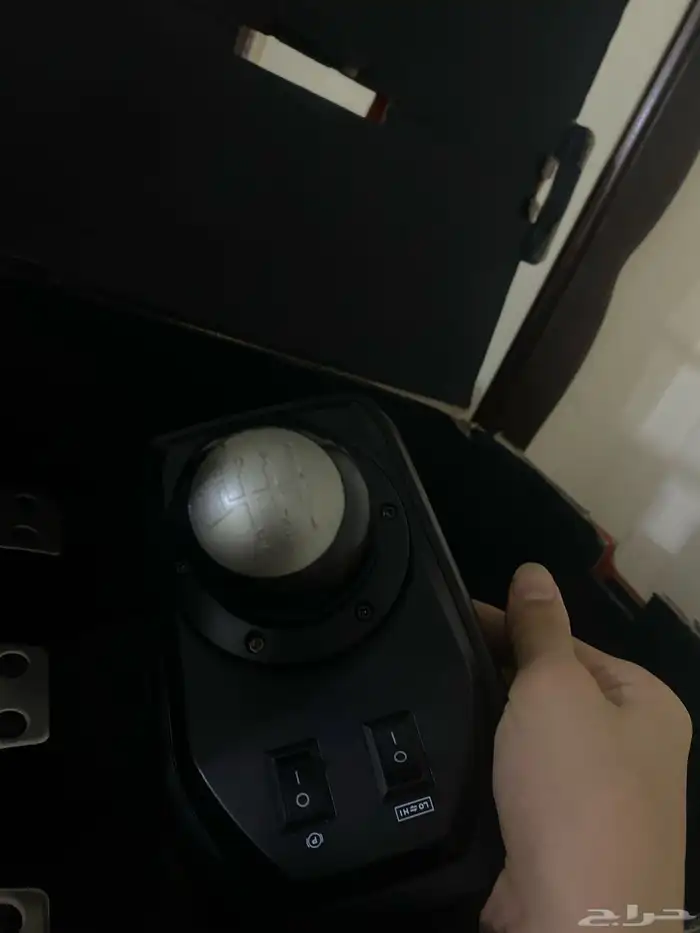 طارة تظبط على سوني 4 و 5 للبيع على السوم نضيفة جدا 2