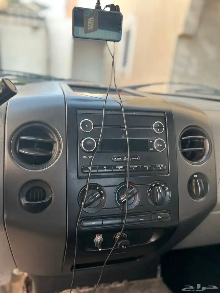 فورد F150 صندوق طويل بودي بلد عليه مكينه قراند ماركيز 2011 35