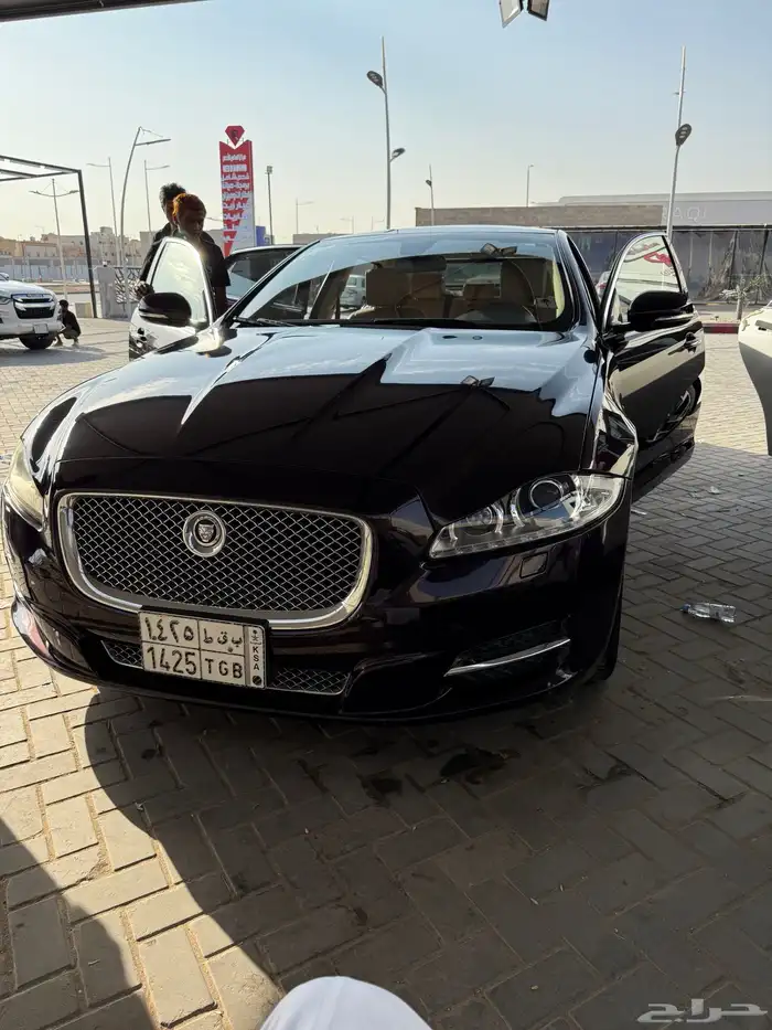 جاكور 2012XJL مخزن 7