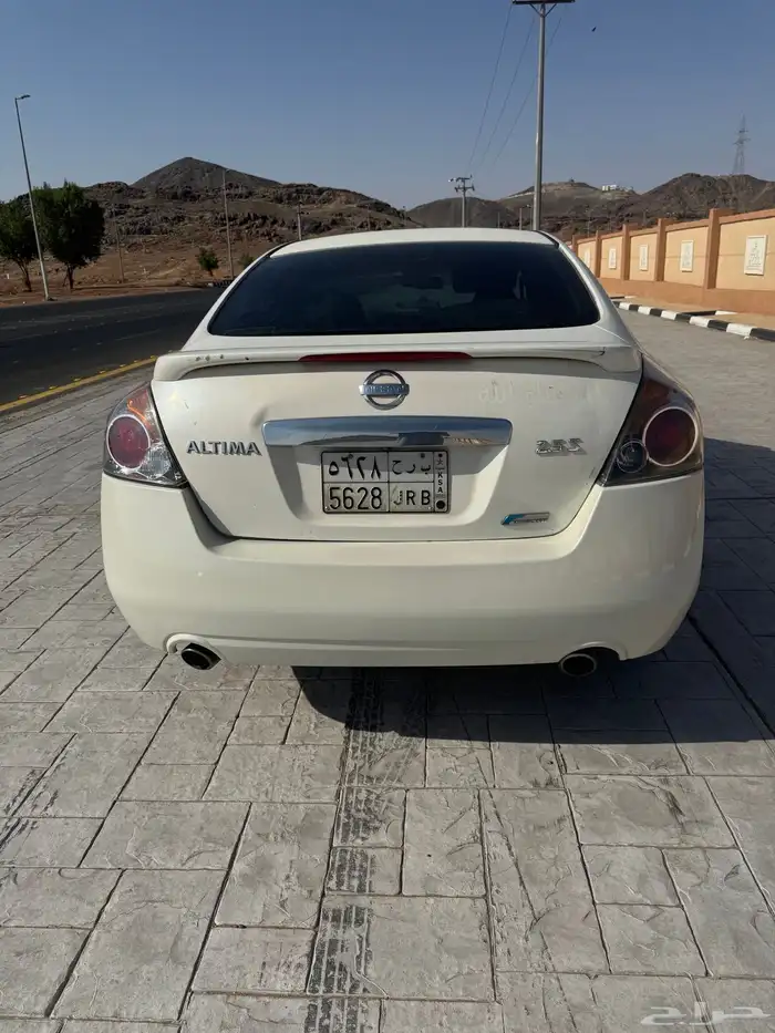 للبدل فقط 3