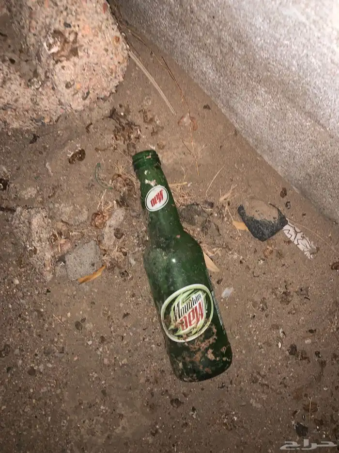 ديو قديمم جداا اصلي يستخدم ك ديكور 1