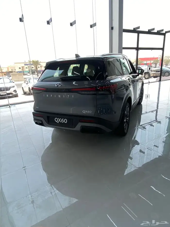 متوفر انفنيتي QX60 لكجرى موديل2023 سعودي ضمان الوكيل 4