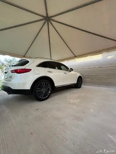 إنفينتي QX70 موديل 2020 index