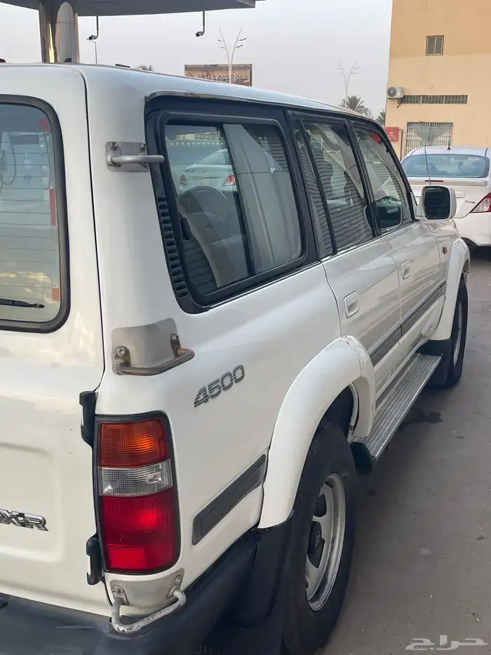 للبيع لاندكروز 97 نظيف جدا 32