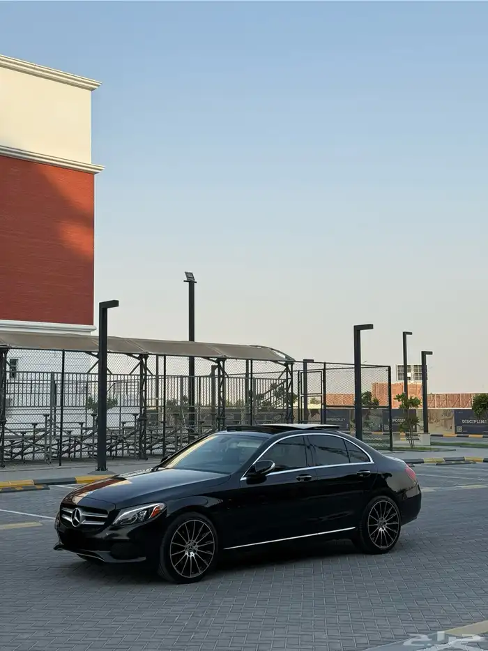 مارسيدس 2015 c 300 نظيف 1