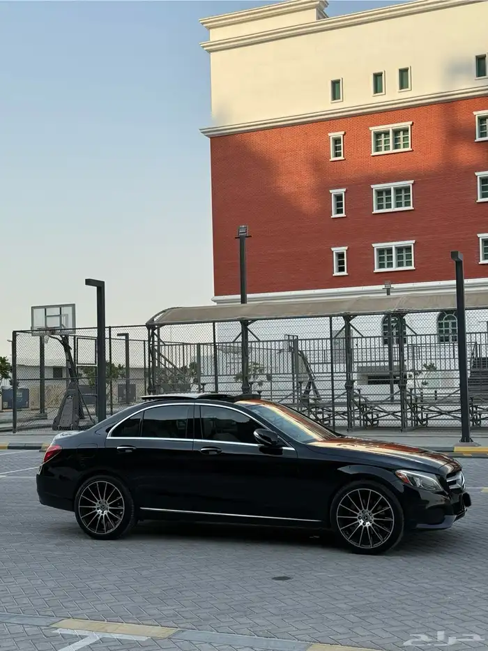 مارسيدس 2015 c 300 نظيف 7