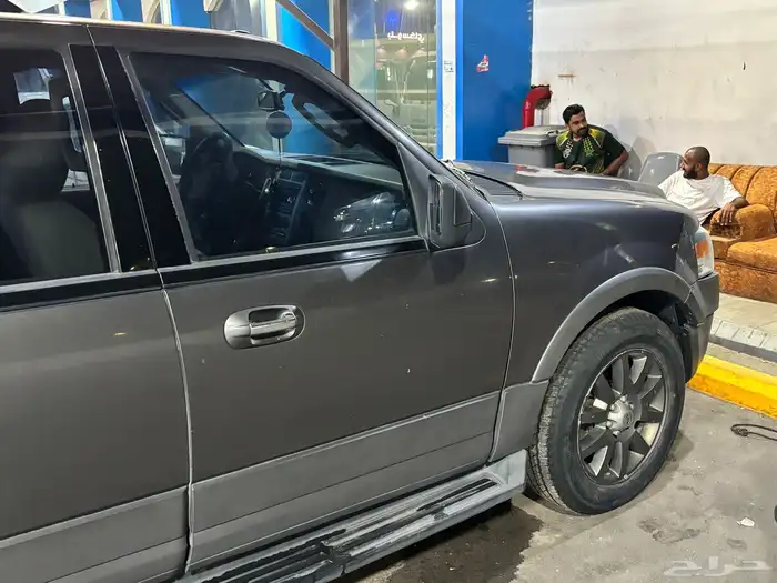 فورد اكسبيدشن 2012 6