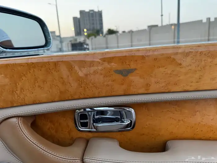 بنتلي أرناج كلاسيك مخزن لعشاق النوادر والتميز 37