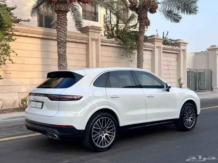 بورش كايين Porsche Cayenne 2