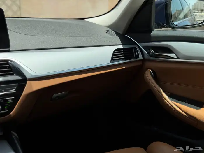 BMW   520   2023   البيع 129000 الف بودي بلد 30