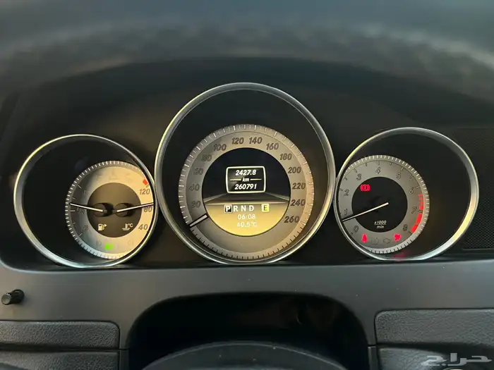 مرسيدس C300 2012 (بحالة ممتازة) 14