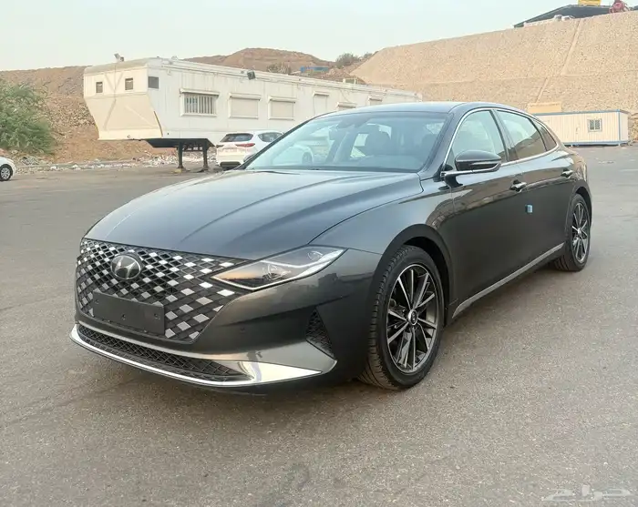 هونداي ازيرا 2020 ( بنزين ) فل كامل شبه جديدة للبيع 0