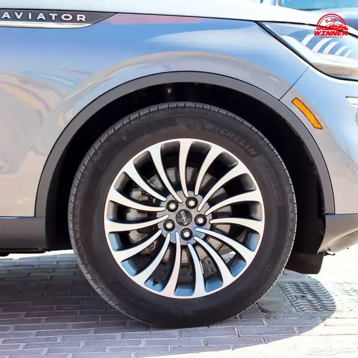 لنكولن Lincoln aviator 2022 5