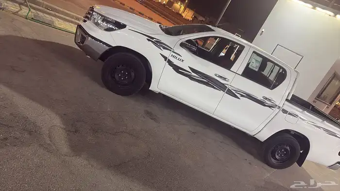 هايلوكس بانزين 2021 بدون دبل 2