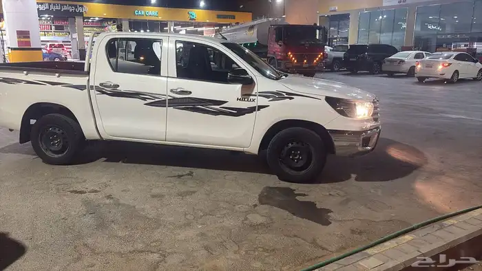 هايلوكس بانزين 2021 بدون دبل 0