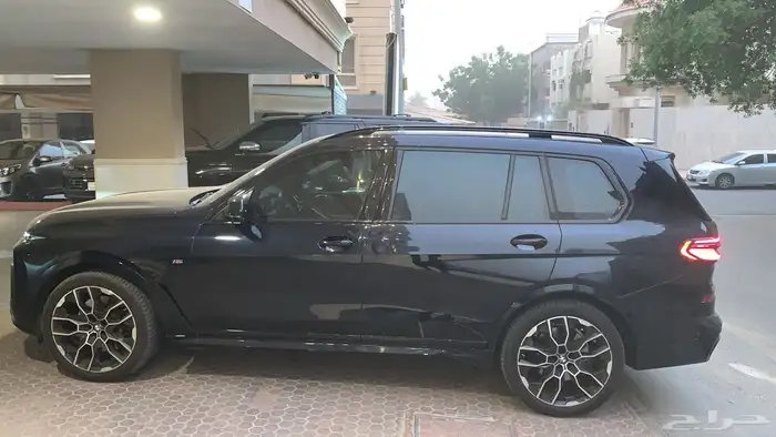 بى ام اكس 7 موديل 2024 2