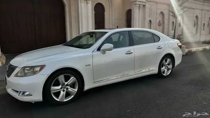 لكزس LS460 لارج سعودي موديل 2007 3