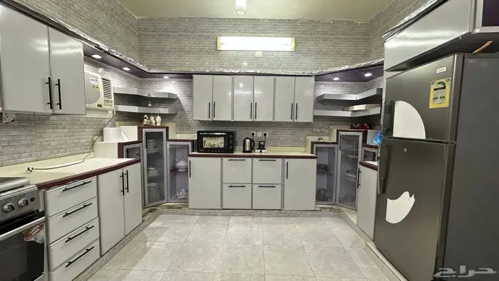 دولاب مطبخ استخدام نضيف جدا 0
