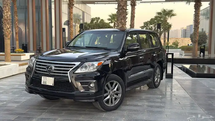 جيب لكزس LX570 2015 0