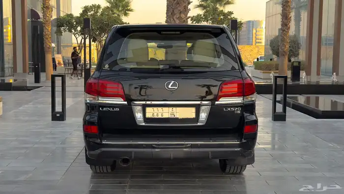 جيب لكزس LX570 2015 5