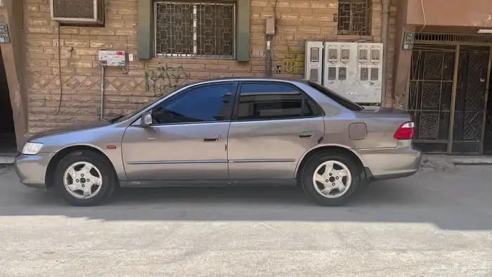 هوندا اكورد 2002 1