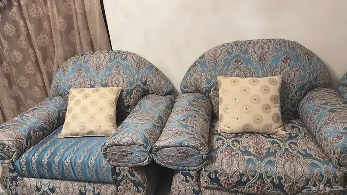 كنب صالون فخم مع ستاائر 3