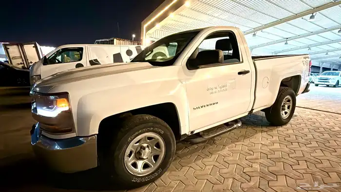 سلفرادو 6 سلندر 2018 دبل ممشى قليل ونظيف جدا للبيع المستعجل 1