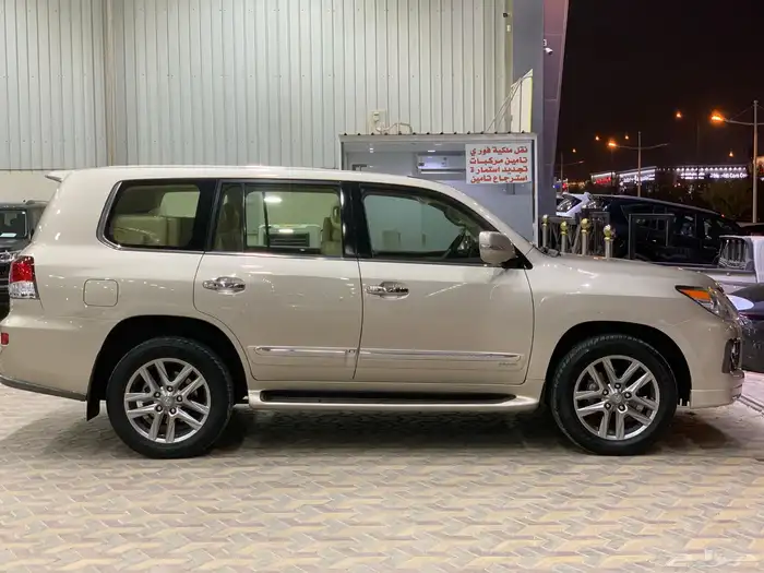 لكزس 2015 LX570CC بريمي 3