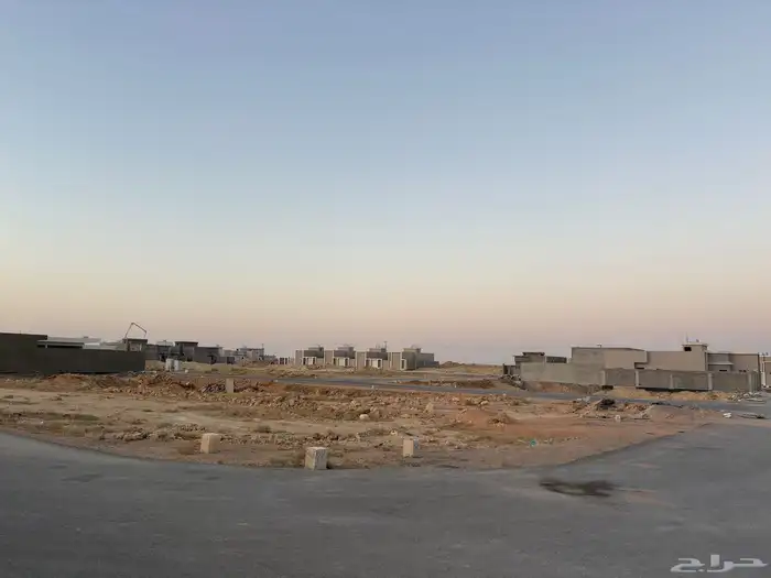 ثلاث قطع اراضي المذنب مخطط سحاب 0