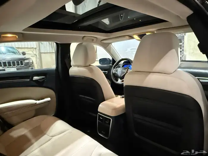 كرايزلر 2016 C300 V6 (عرض خاص) 9