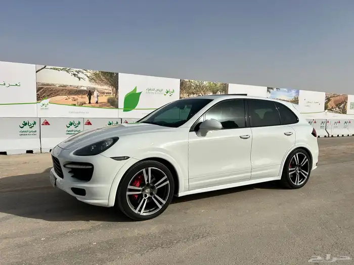 بورش كايين GTS 2013 10