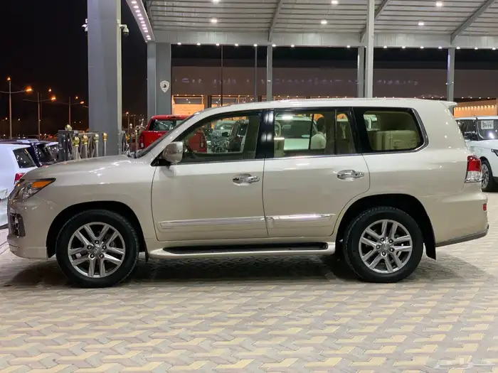 لكزس 2015 LX570CC بريمي 4