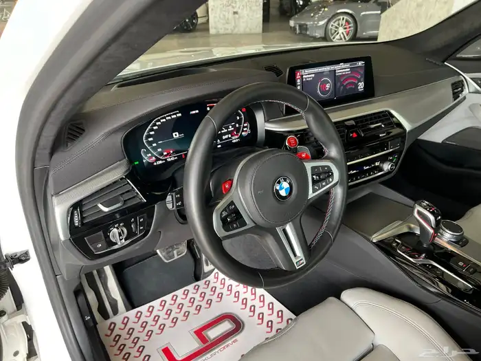 بي ام دبليو ام 5 كومبتشن - BMW M5 competition 2020 8