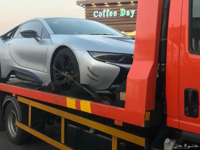 سطحه هدروليك متواجد بجده للنقل البري موديل السنه 1