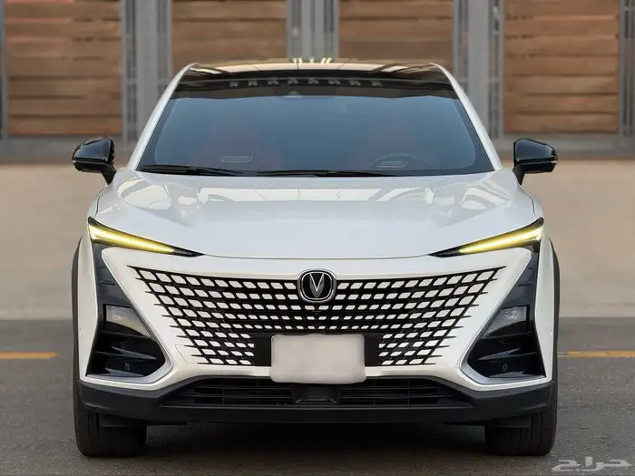 شانجان يوني تي 2023 شبة جديد على الضمان 1