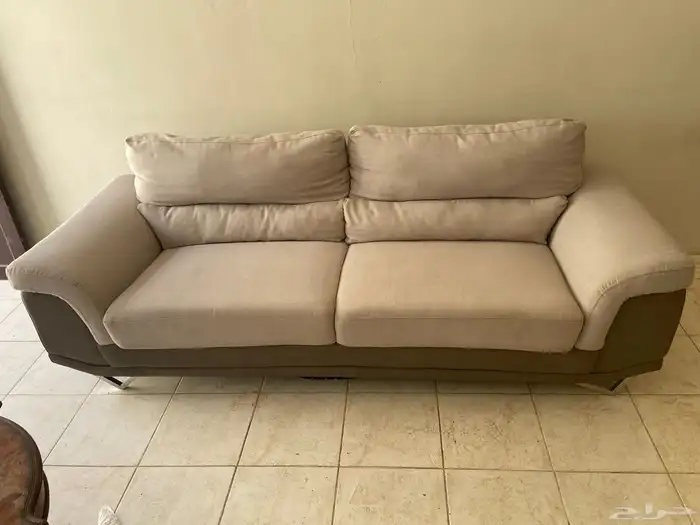 كنب 3 قطع من هوم سنتر مع غطاء للكنب 0