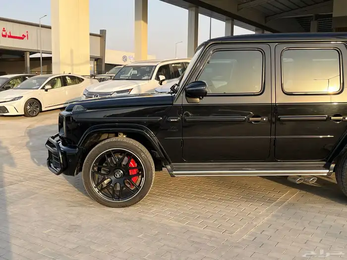 جي كلاس63 م 2022 اسود داخل احمر دايمند 6