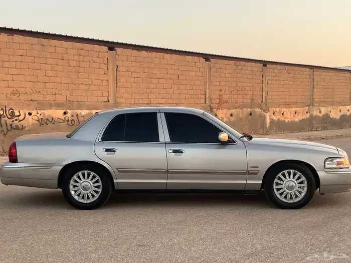 فورد ماركيز2009 4