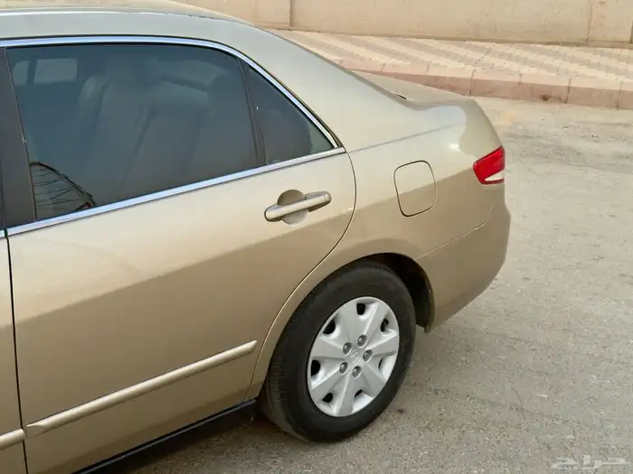 هوندا اكورد 2004 8