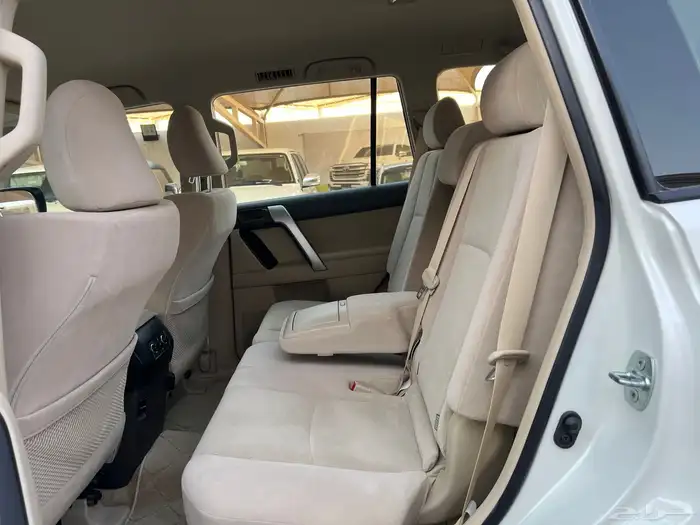 برادو ديزل 2023 ممشى 20.000 فقط نظيف جدا لدى قمة الاطلال 27