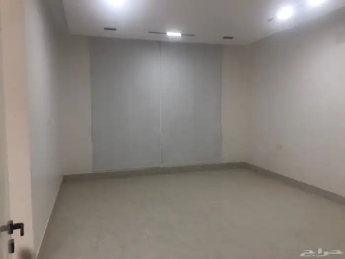 فيلا للإيجار حي المرجان 4