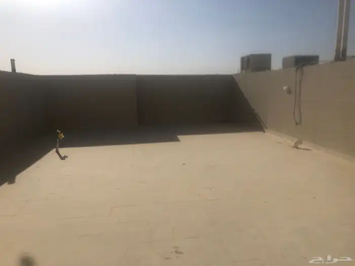 فيلا للإيجار حي المرجان 7
