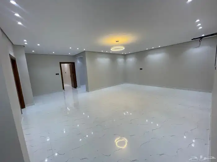 شقه دور ثاني 6 غرف وصاله للبيع بحي الصفا السعر 550 الف 5