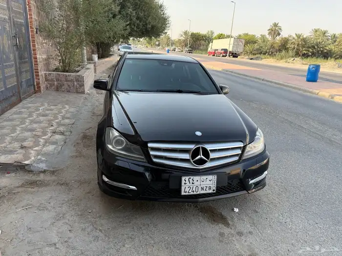 مرسدس C200-2012 KIT AMG 1