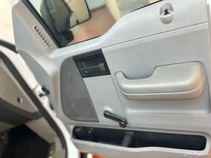 فورد F150 صندوق طويل بودي بلد عليه مكينه قراند ماركيز 2011 39