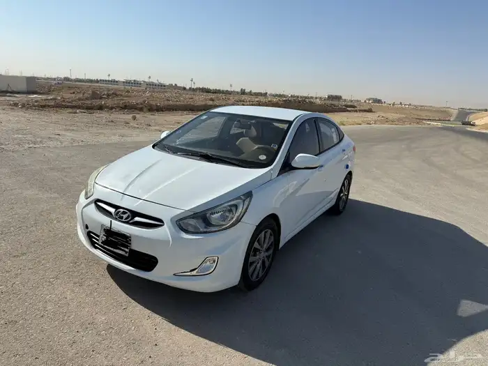 هيونداي اكسنت 2013 8